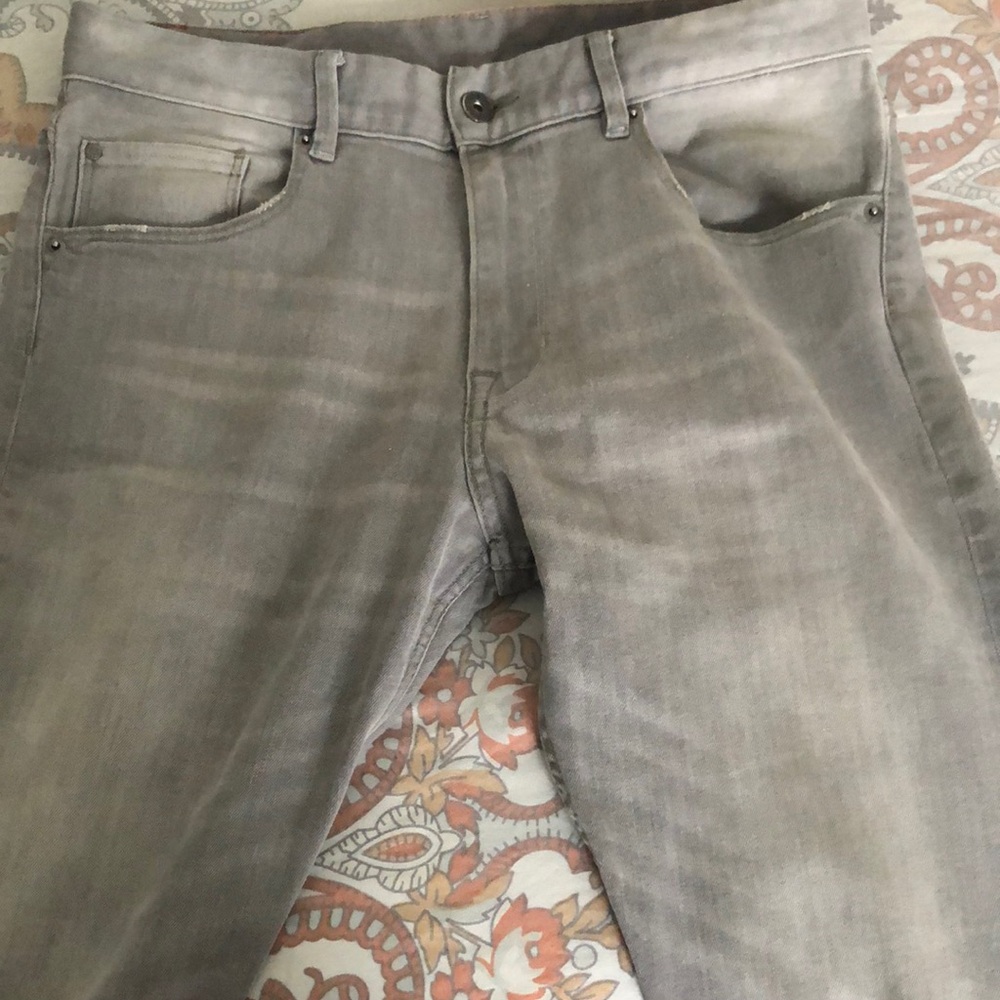 Denim & Flower Skinny Gray Jeans with Modern Fit